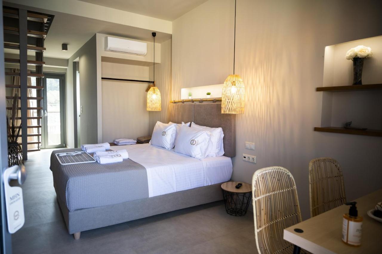 Theros Suites Διμηνιό Εξωτερικό φωτογραφία