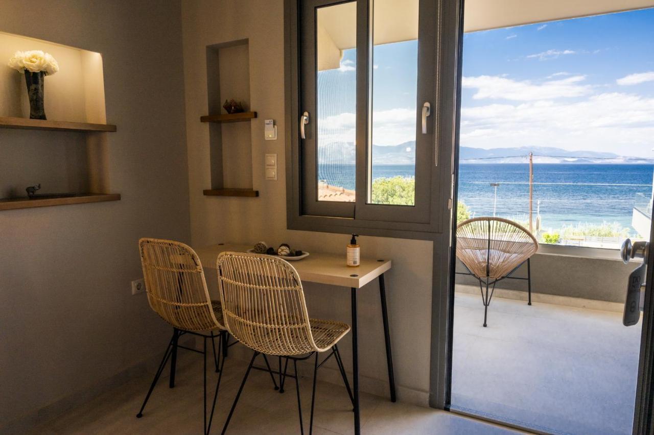 Theros Suites Διμηνιό Εξωτερικό φωτογραφία