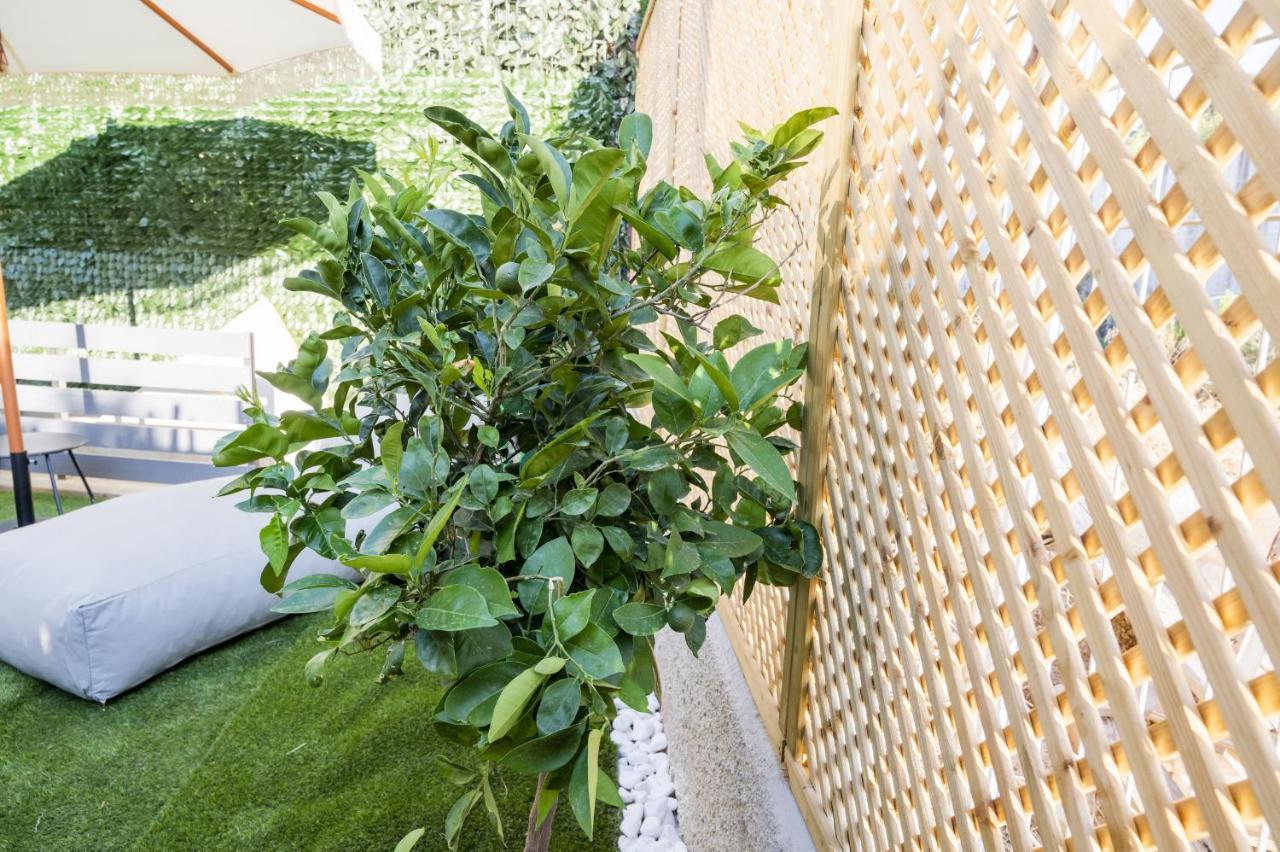 Theros Suites Διμηνιό Εξωτερικό φωτογραφία