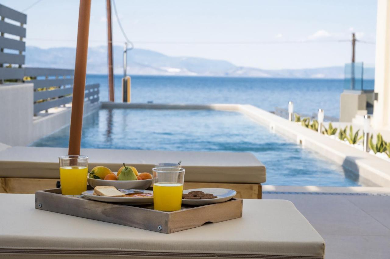 Theros Suites Διμηνιό Εξωτερικό φωτογραφία