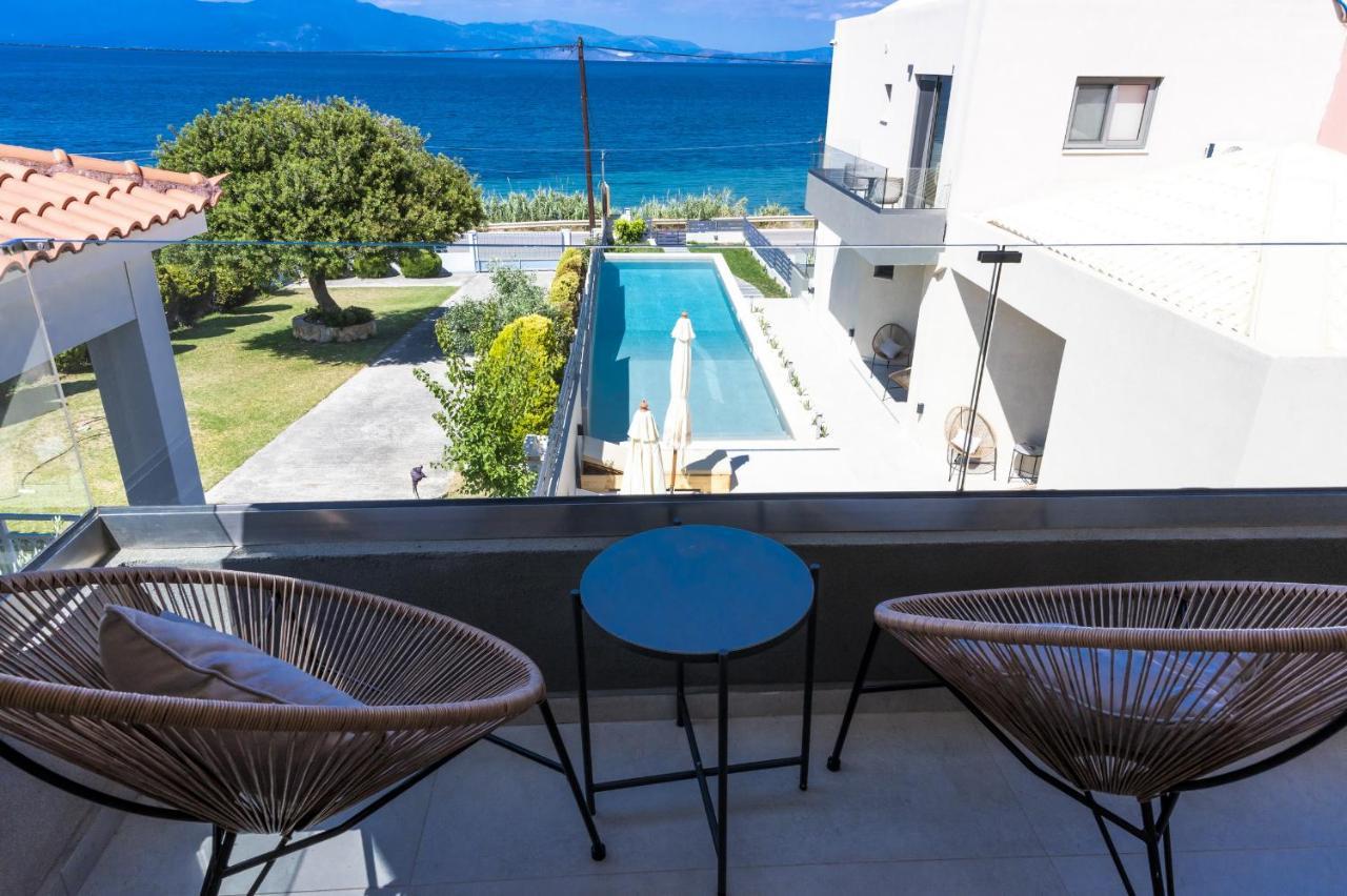 Theros Suites Διμηνιό Εξωτερικό φωτογραφία