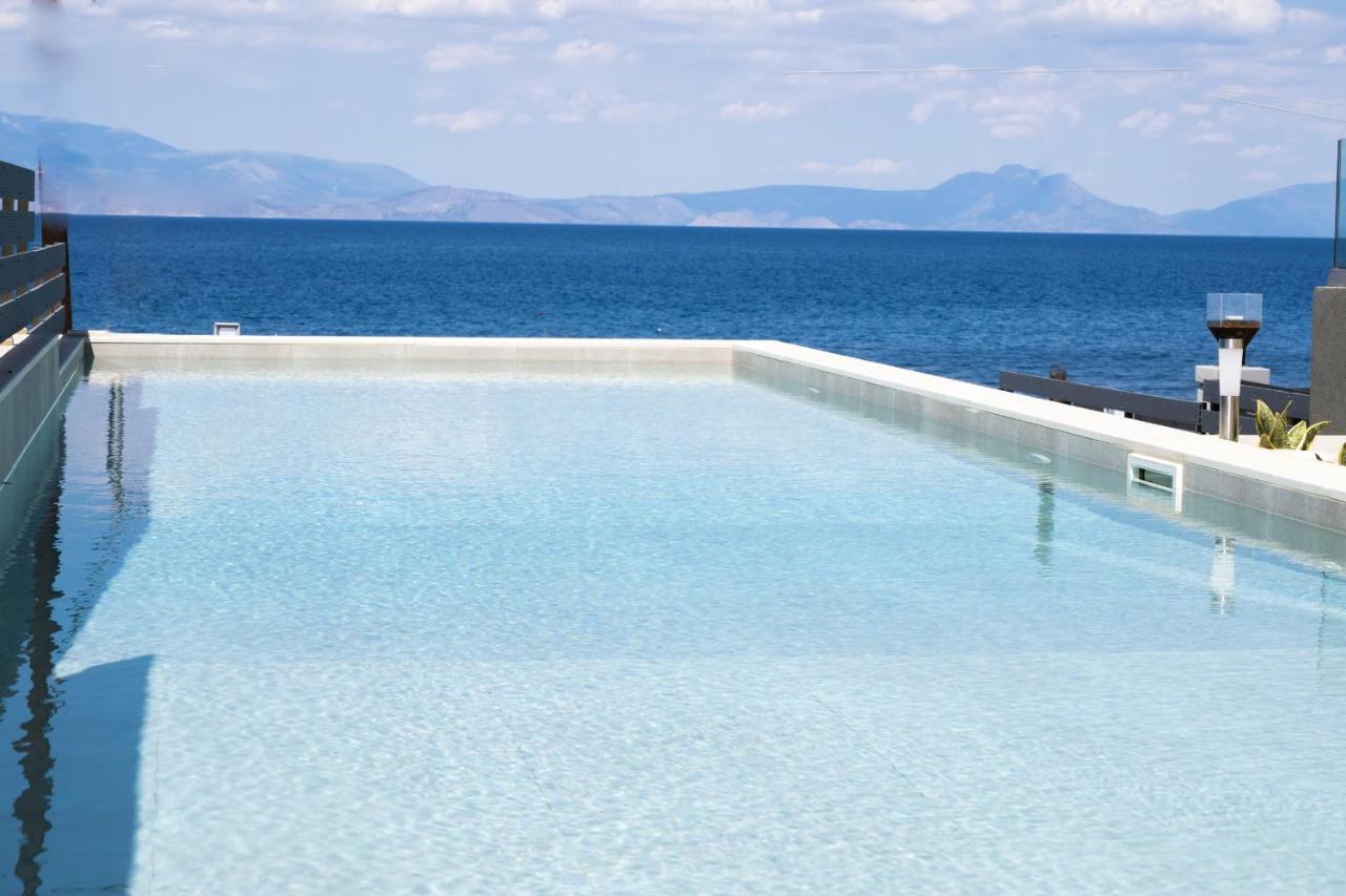 Theros Suites Διμηνιό Εξωτερικό φωτογραφία