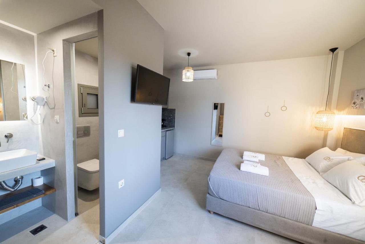Theros Suites Διμηνιό Εξωτερικό φωτογραφία